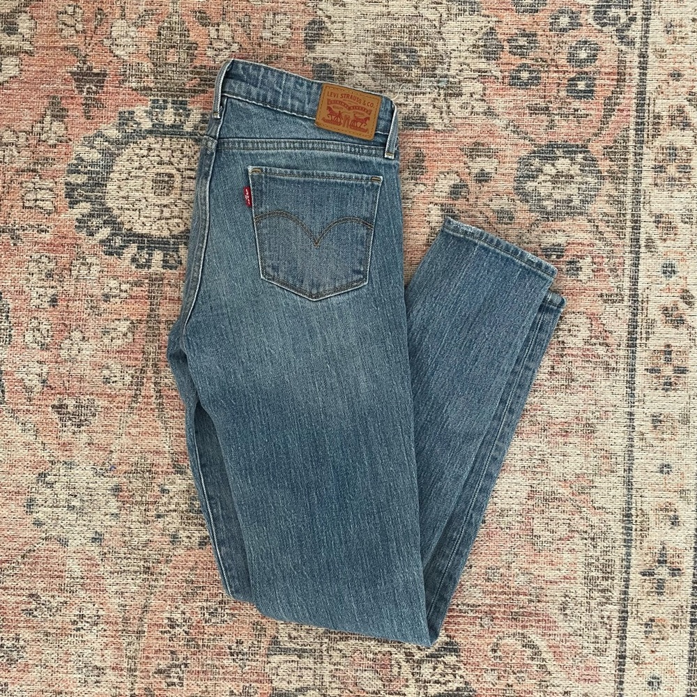 Levi’s 711 Skinny Jeans - Size 26